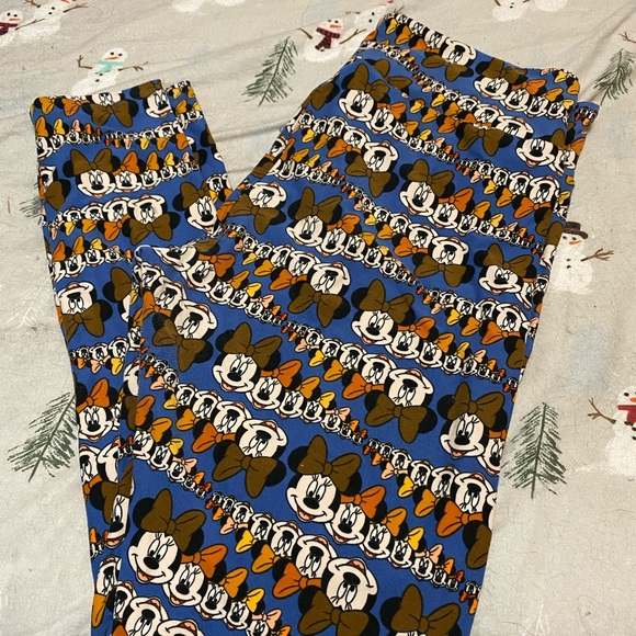 Disney Lularoe Legging SZ: Tall & Curvy - Picture 1 of 4
